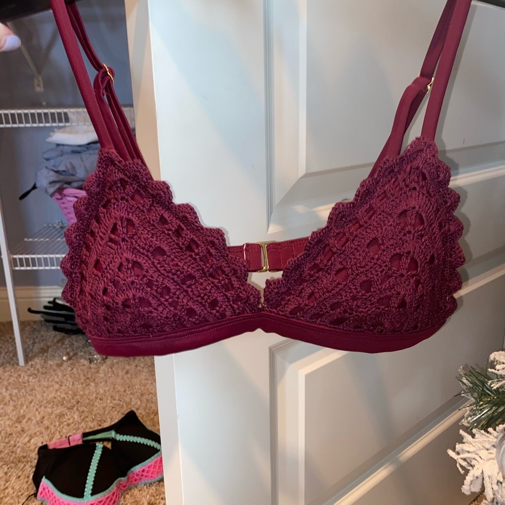 Maroon target bikini top
